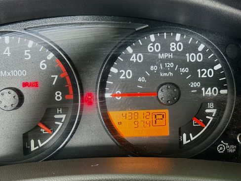 Used 2019 Nissan Frontier SV image 16