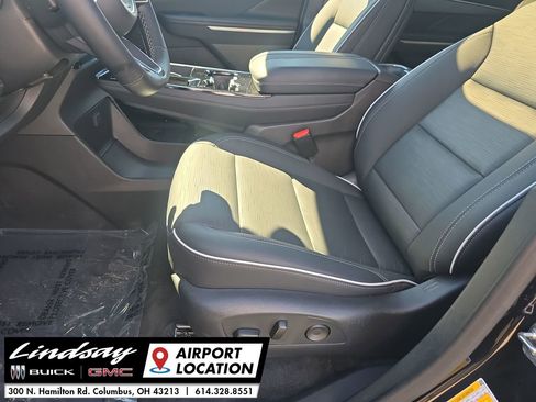 Used 2025 Buick Enclave Sport Touring w/ Power Package image 21