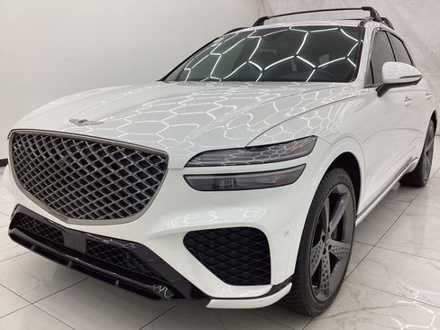 Used 2023 Genesis GV70 2.5T w/ Sport Prestige Package AWD/4WD image 1