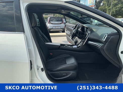 Used 2020 Nissan Maxima SR w/ Sport Mat Group FWD image 13