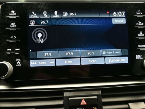 Used 2022 Honda Accord Sport image 24