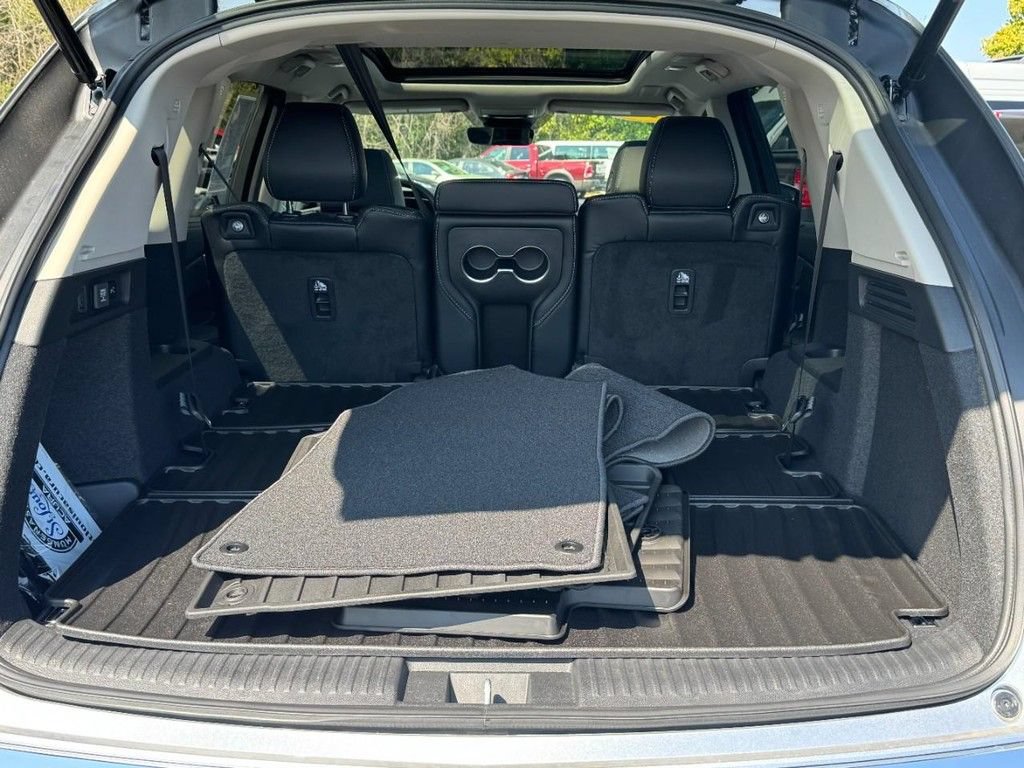 Certified 2026 Acura MDX w/ Technology Package AWD/4WD image 6