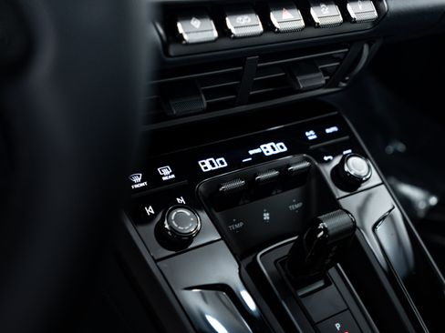 New 2026 Porsche 911 Carrera 4S image 19