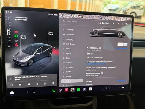 Used 2025 Tesla Model 3 Long Range RWD image 16