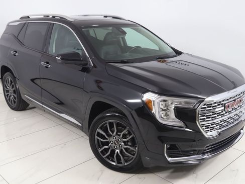Used 2023 GMC Terrain Denali w/ Black Diamond Edition AWD/4WD image 19