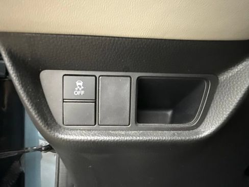 Certified 2024 Honda HR-V EX-L image 31
