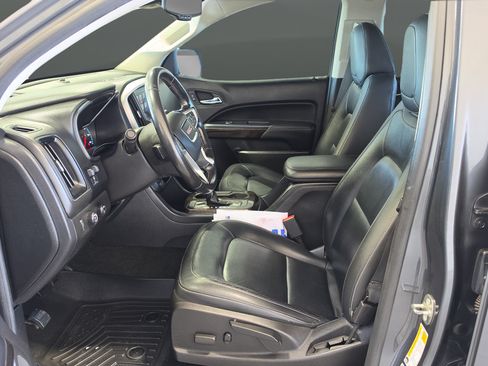 Used 2017 GMC Canyon SLT w/ Driver Alert Package AWD/4WD image 9