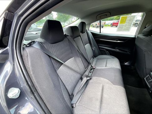 Used 2025 Toyota Camry LE FWD image 16