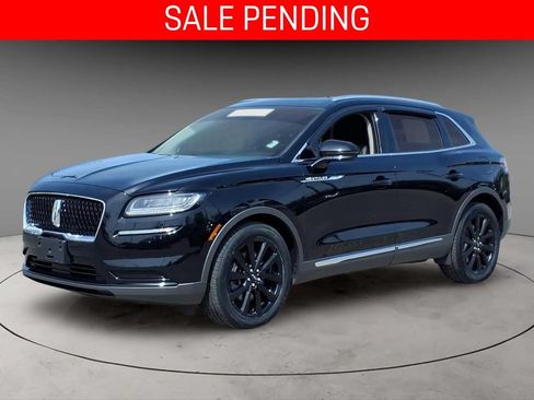 Certified 2023 Lincoln Nautilus Reserve w/ Monochromatic Package AWD/4WD image 1