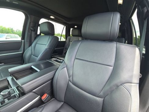 Used 2024 Toyota Sequoia Platinum AWD/4WD image 26