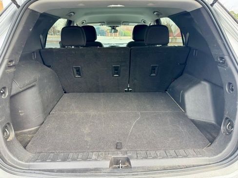 Used 2021 Chevrolet Equinox LS w/ LS Convenience Package image 17