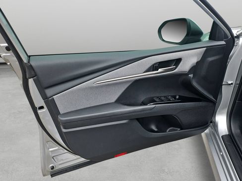 Used 2026 Toyota Camry LE FWD image 34