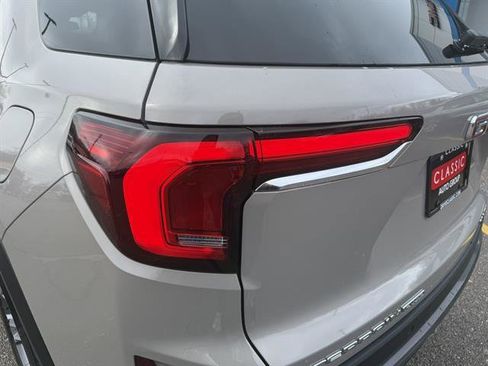 Used 2026 GMC Terrain Elevation image 28