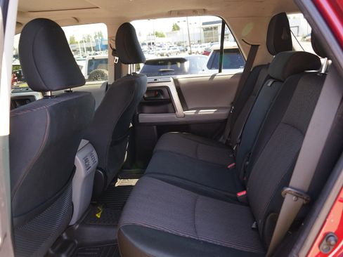 Used 2012 Toyota 4Runner SR5 w/ Convenience Pkg AWD/4WD image 17