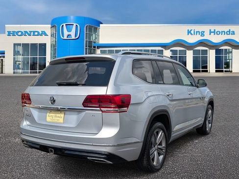 Used 2018 Volkswagen Atlas SEL w/ R-Line Package FWD image 8