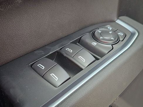 New 2026 GMC Sierra 1500 Elevation image 11