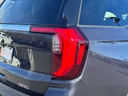 Certified 2025 GMC Yukon Denali AWD/4WD image 6