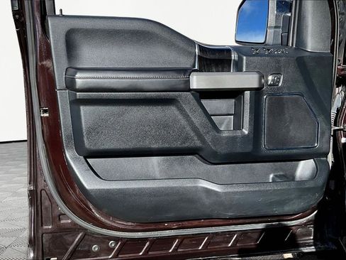 Used 2019 Ford F150 Platinum w/ Equipment Group 701A Luxury image 18