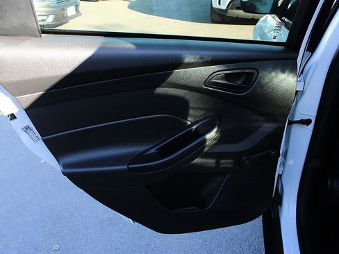 Used 2018 Ford Focus S FWD image 13