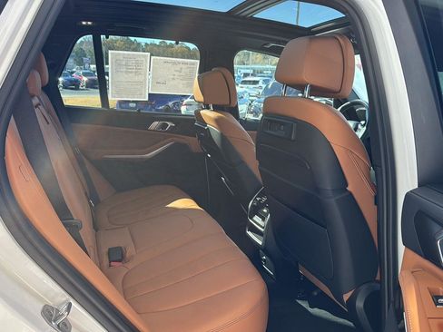 Used 2022 BMW X5 xDrive45e w/ Executive Package image 11