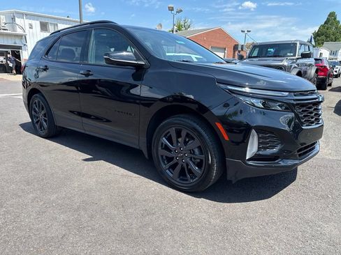 Used 2024 Chevrolet Equinox RS w/ RS Leather Package AWD/4WD image 3