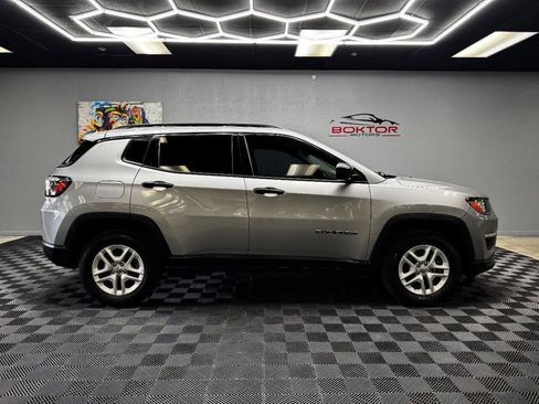 Used 2018 Jeep Compass Sport image 17
