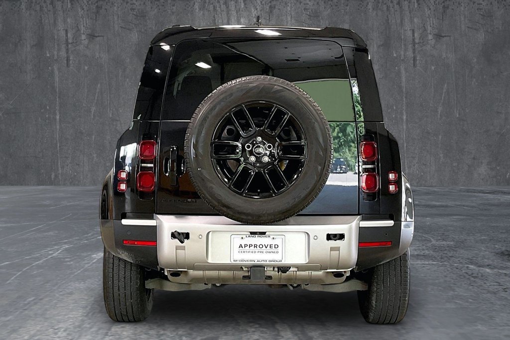 Used 2024 Land Rover Defender 110 S AWD/4WD image 6