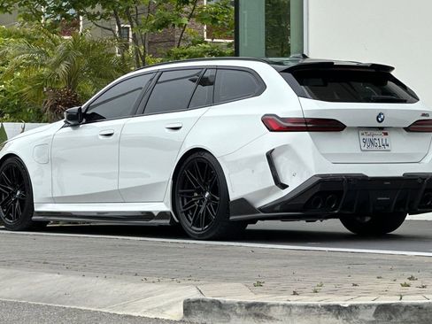 Used 2025 BMW M5 Touring w/ M Driver's Package AWD/4WD image 5
