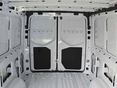 Used 2025 Mercedes-Benz Sprinter 2500 image 14