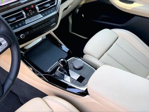 Used 2022 BMW X3 sDrive30i w/ Premium Package 2 (ZPA) RWD image 17