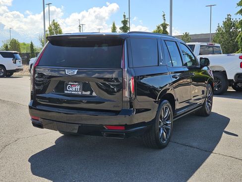 Used 2021 Cadillac Escalade Sport w/ Driver Assist Tech Package AWD/4WD image 3