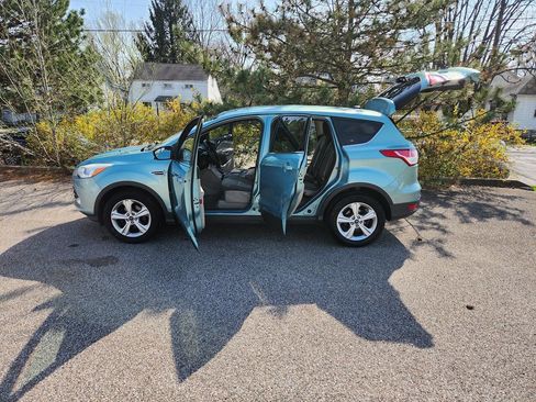 Used 2013 Ford Escape SE FWD image 24