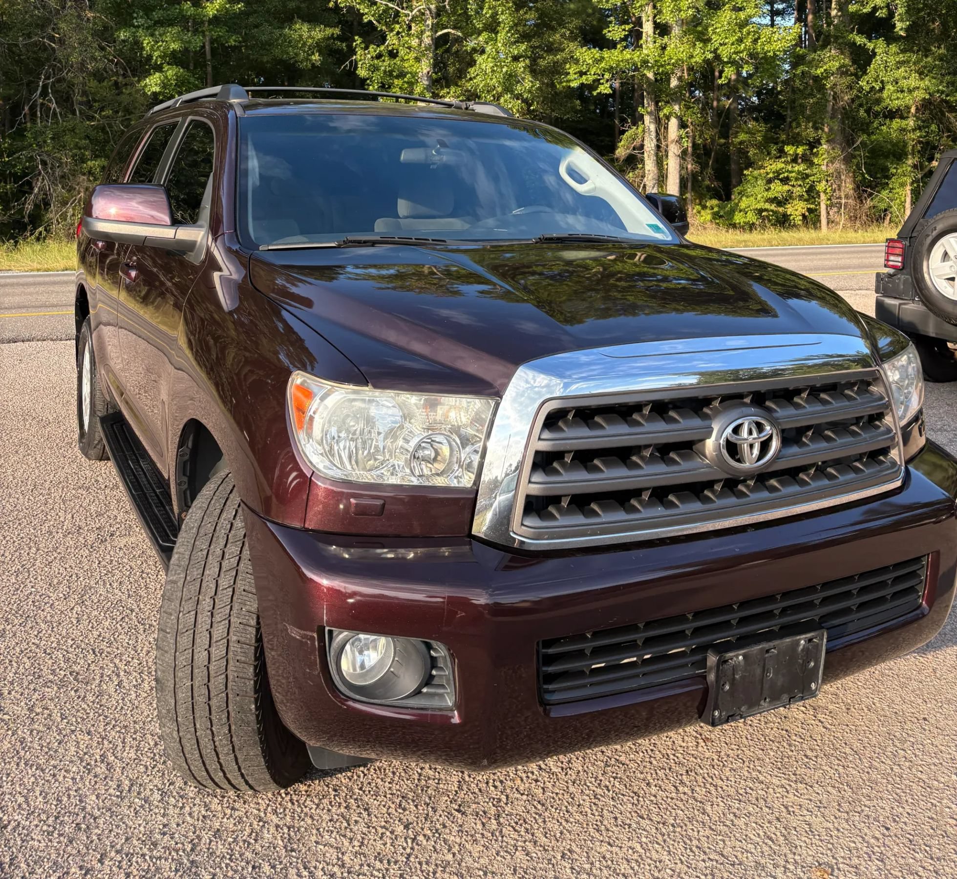 Used 2016 Toyota Sequoia SR5 AWD/4WD image 8