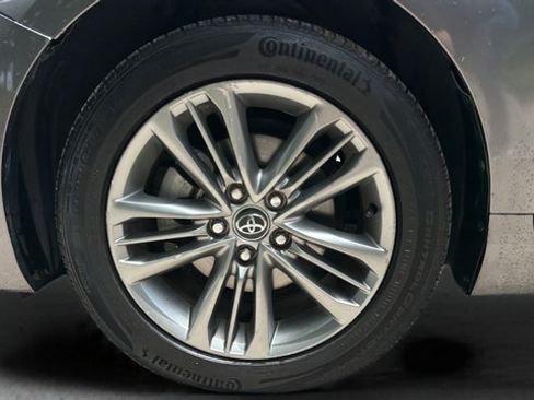 Used 2017 Toyota Camry SE FWD image 26