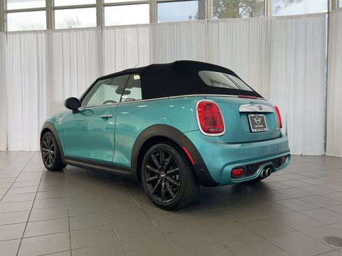 Used 2019 MINI Cooper S w/ Driver Assistance Package image 3