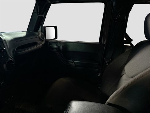 Used 2017 Jeep Wrangler Sport image 20