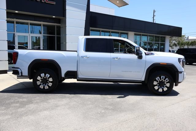 New 2026 GMC Sierra 2500 Denali w/ Denali Reserve Package AWD/4WD image 10