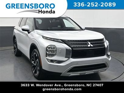 Used 2024 Mitsubishi Outlander SE