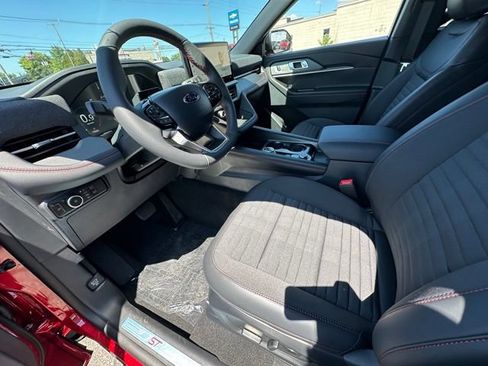 New 2026 Ford Explorer ST-Line AWD/4WD image 17
