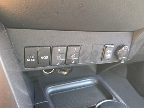 Used 2018 Toyota RAV4 SE w/ Power Extra Value Package AWD/4WD image 14