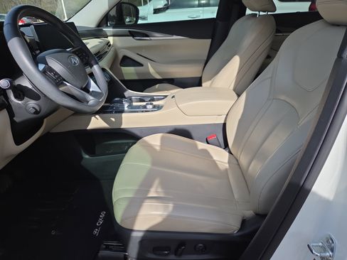 Used 2024 INFINITI QX60 Luxe image 5
