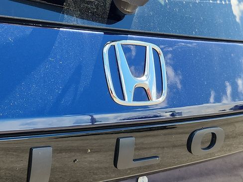 Used 2025 Honda Pilot EX-L image 30