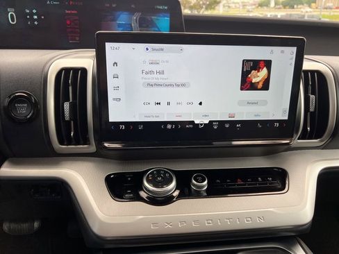 Used 2025 Ford Expedition Max Active RWD image 33