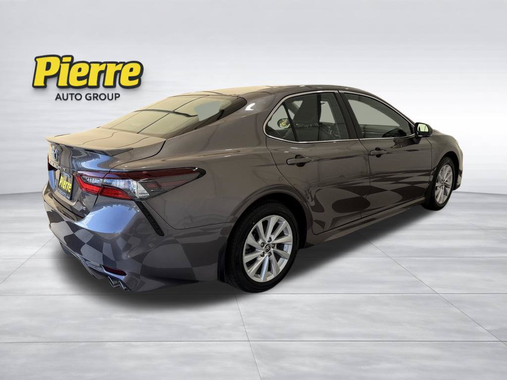 Used 2024 Toyota Camry SE FWD image 5