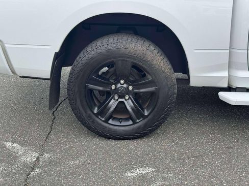Used 2018 RAM 1500 Sport w/ Convenience Group AWD/4WD image 10