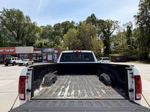 Used 2014 RAM 3500 SLT AWD/4WD image 16