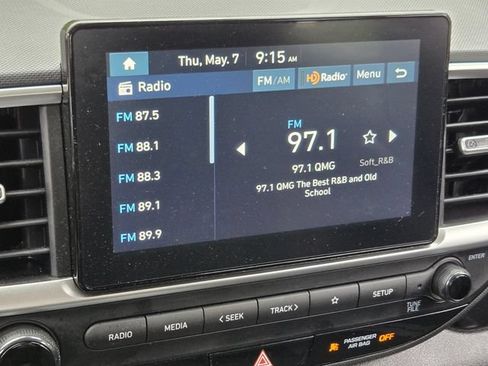Used 2025 Hyundai Venue SEL FWD image 28