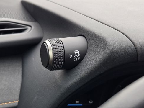 Used 2025 Lexus UX 300h FWD image 31