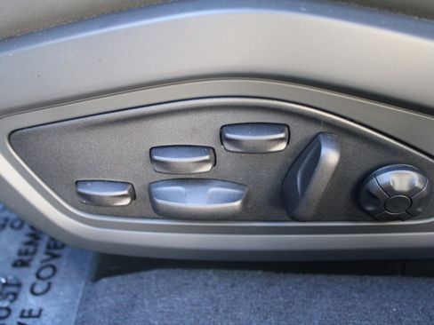 Certified 2023 Porsche Taycan 4S image 28