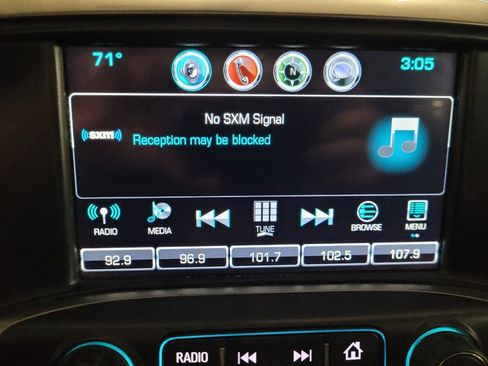 Used 2019 Chevrolet Silverado 1500 LT AWD/4WD image 25